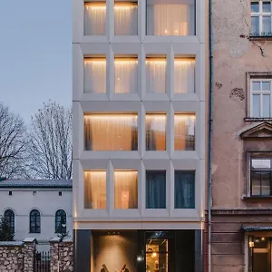Warszauer 4*, Cracovie Pologne