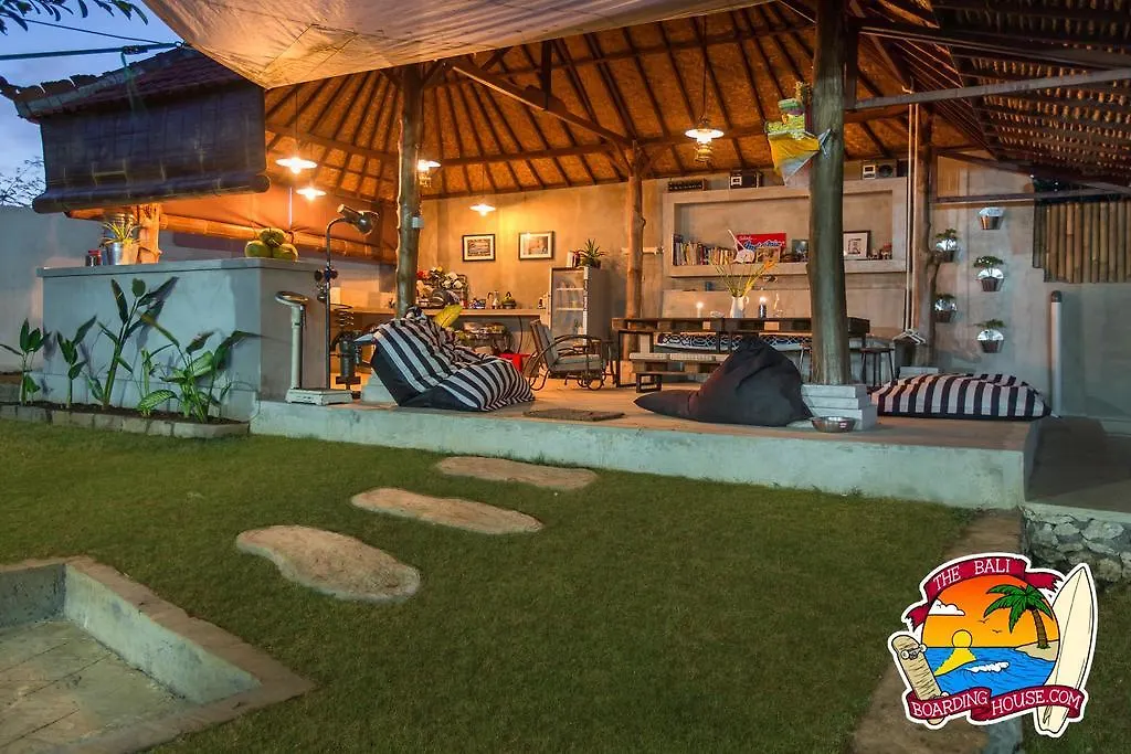 Отель The Bali Boarding House Улувату 2*,
